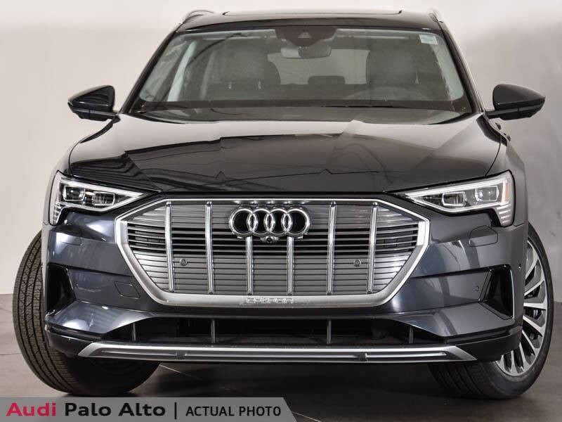 2019 Audi e-tron quattro Prestige