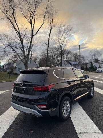 2019 Hyundai Santa Fe SE 2.4L