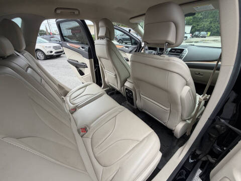 2017 Lincoln MKC Select