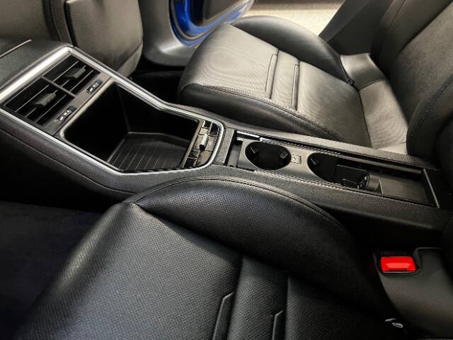 2017 Porsche Panamera 4