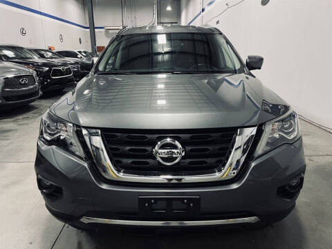 2019 Nissan Pathfinder SL