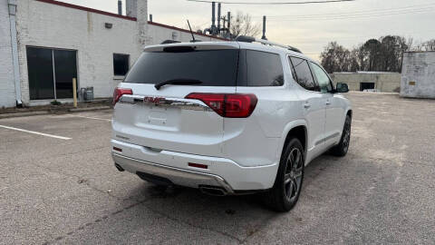 2017 GMC Acadia Denali