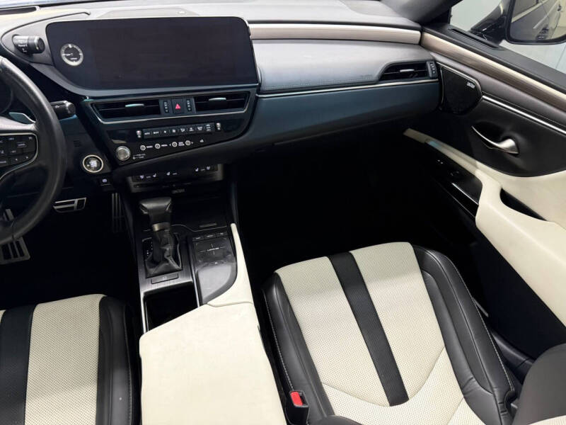 2022 Lexus ES 350 F SPORT