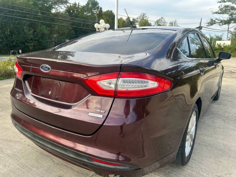 2013 Ford Fusion SE