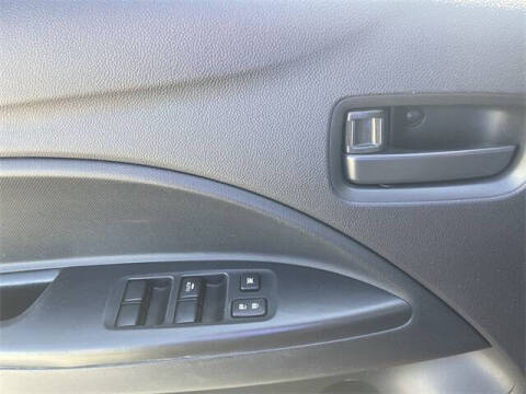 2022 Mitsubishi Mirage ES