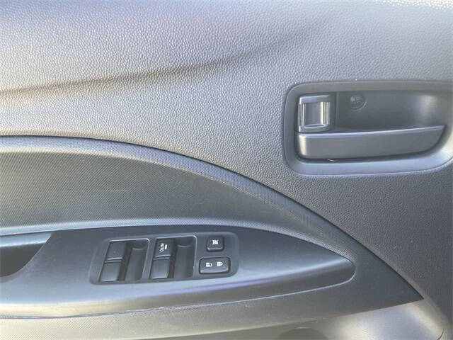 2022 Mitsubishi Mirage ES