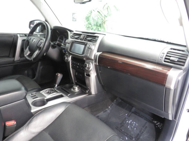2014 Toyota 4Runner SR5