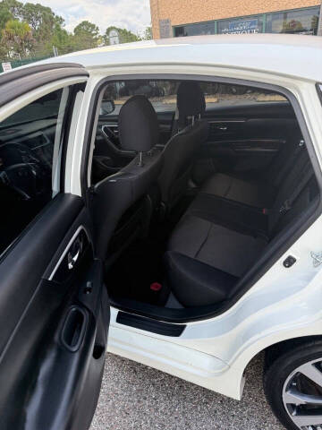 2017 Nissan Altima 2.5 SR