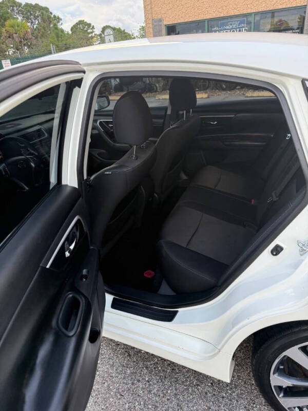 2017 Nissan Altima 2.5 SR