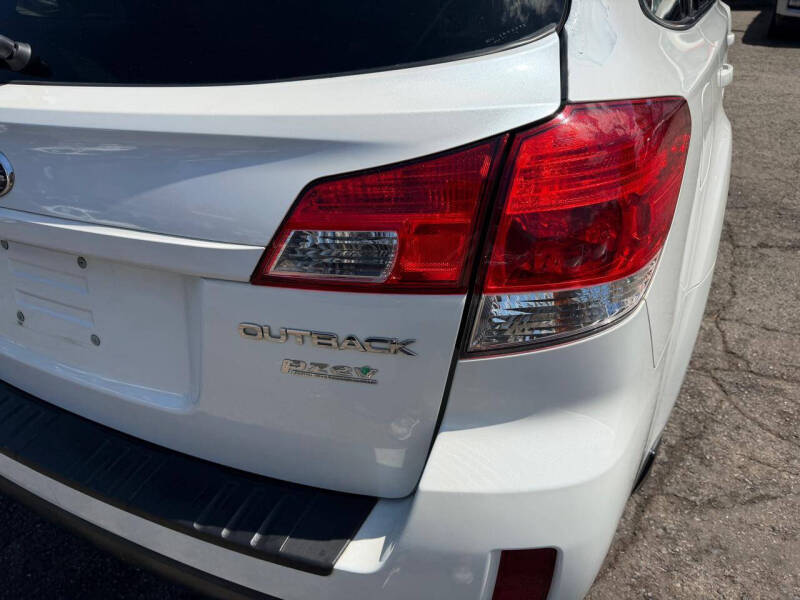 2011 Subaru Outback 2.5i Premium