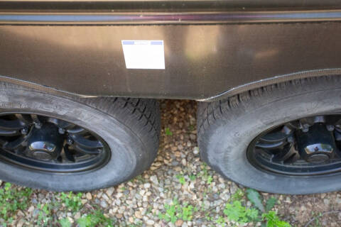 2022 CHEROKEE FOREST RIVER