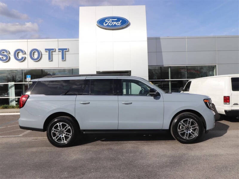 2026 Ford Expedition MAX Active