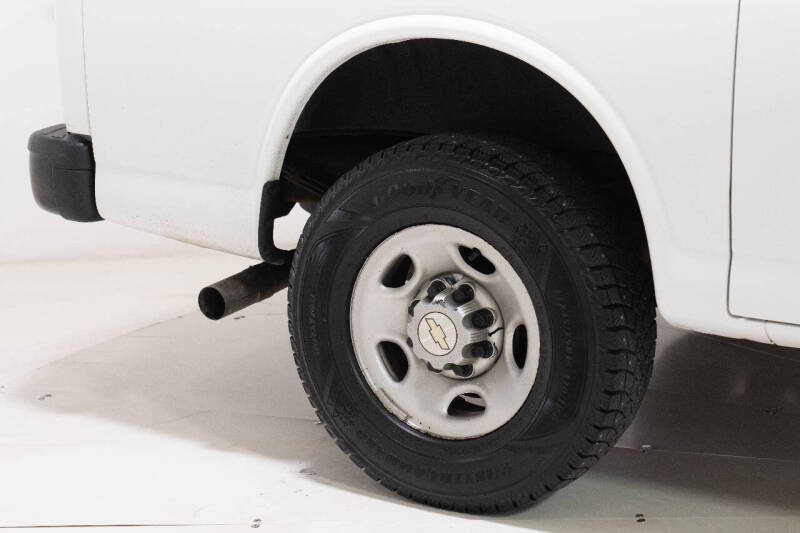 2021 Chevrolet Express 2500
