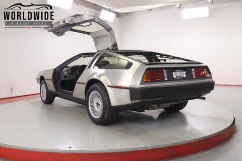 1981 DeLorean DMC-12