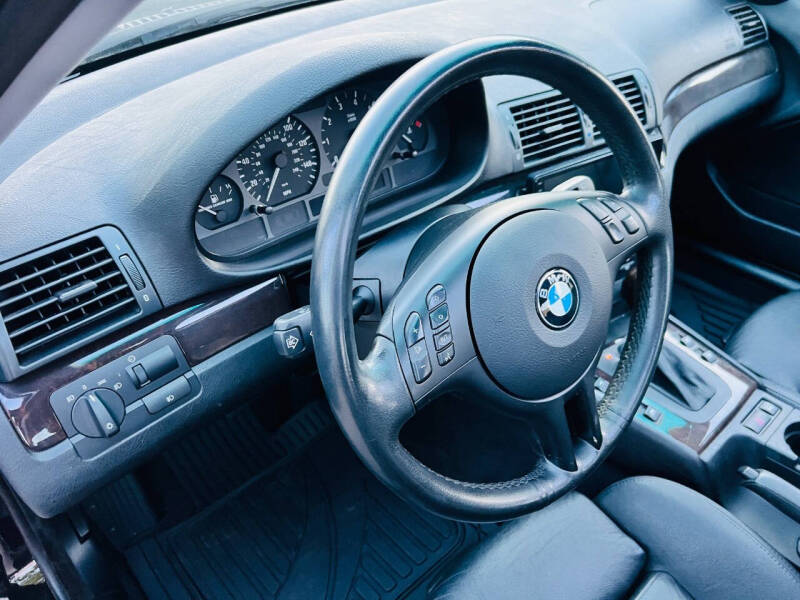 2003 BMW 3 Series 325i