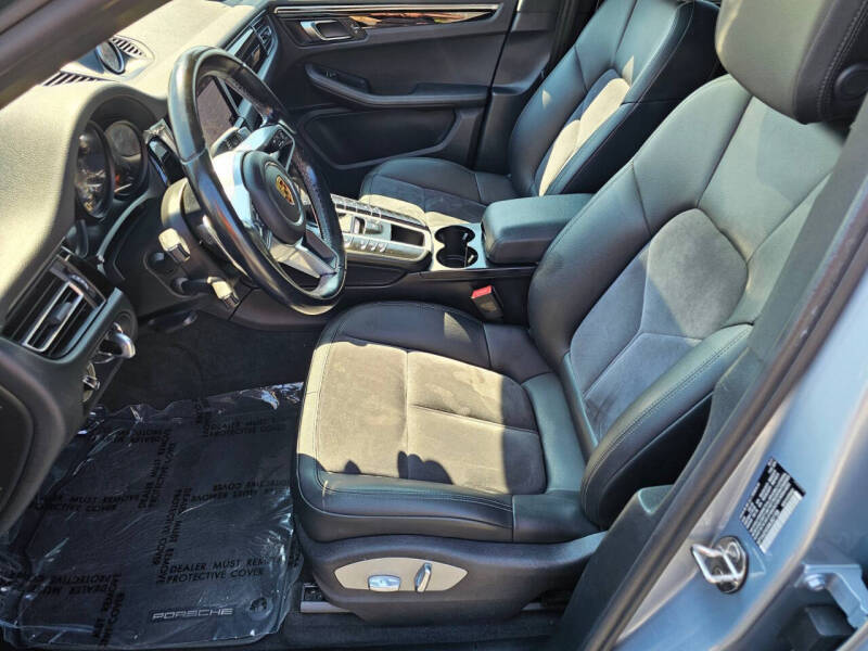 2021 Porsche Macan