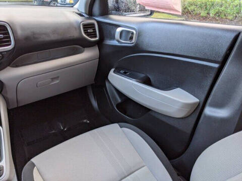 2020 Hyundai Venue SEL