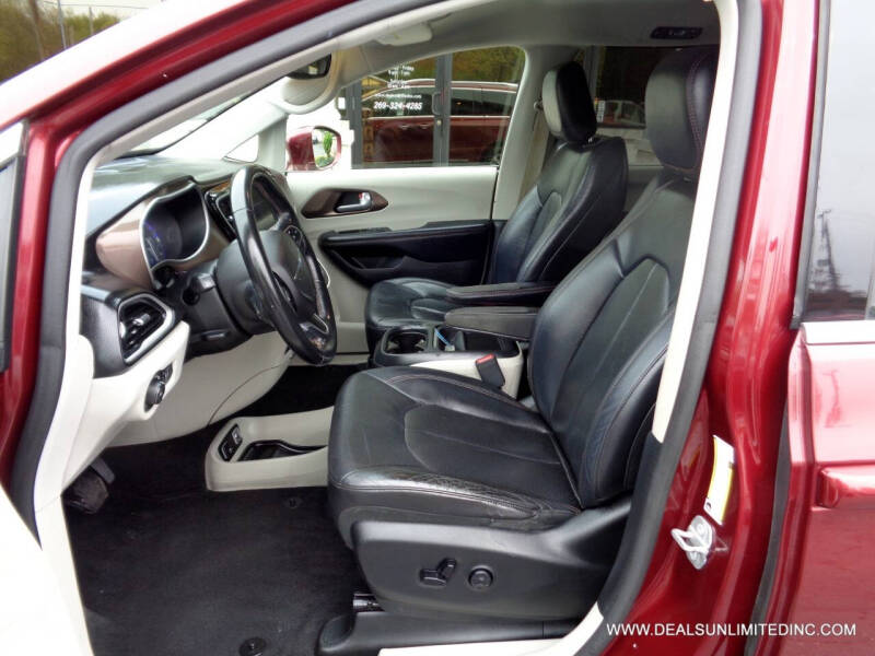 2018 Chrysler Pacifica Touring L
