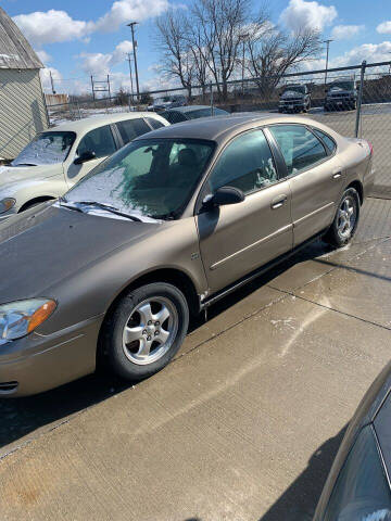 2004 Ford Taurus SES