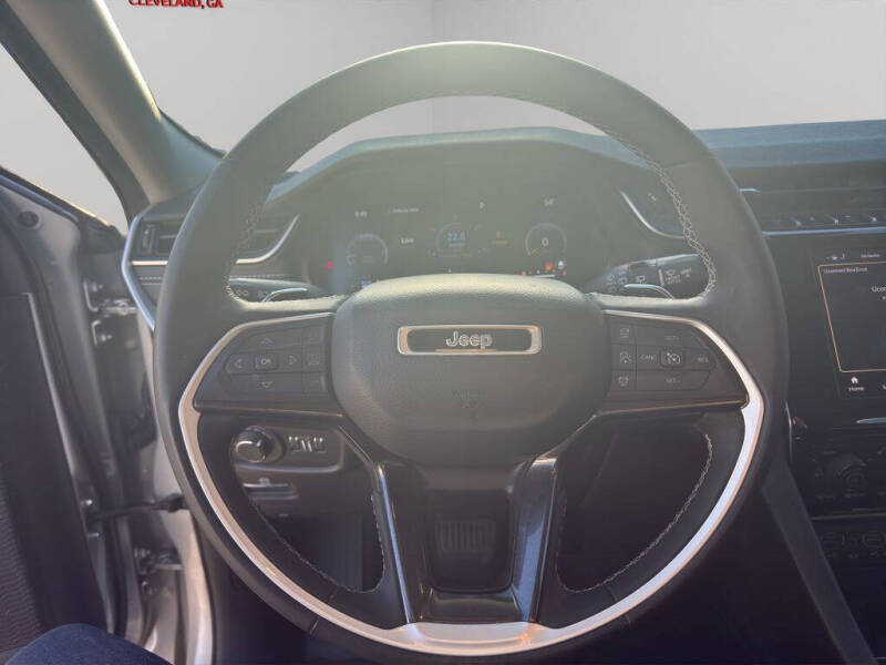 2023 Jeep Grand Cherokee L Laredo