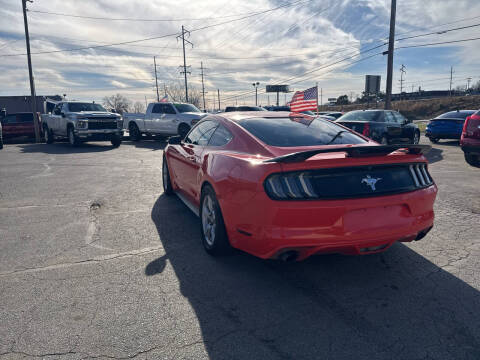 2016 Ford Mustang V6