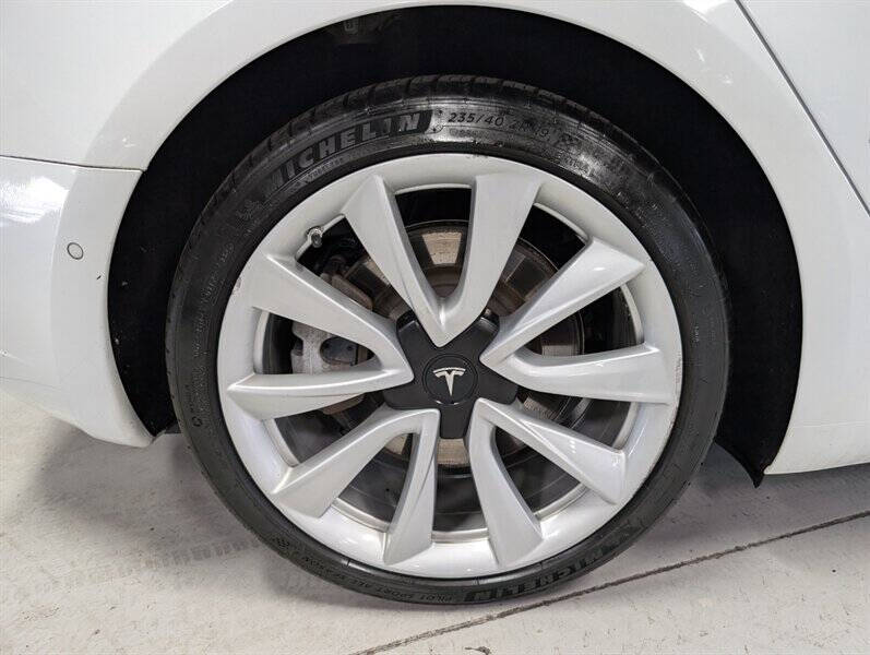 2020 Tesla Model 3 Long Range