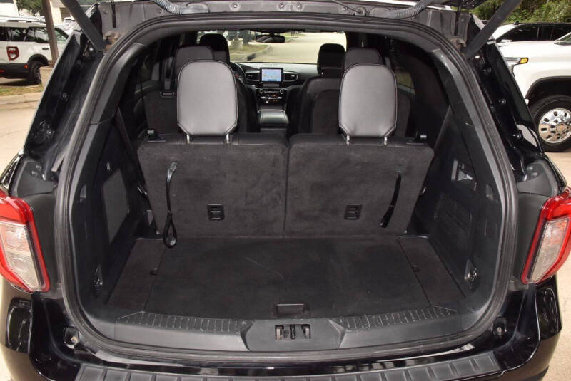 2023 Ford Explorer ST-Line