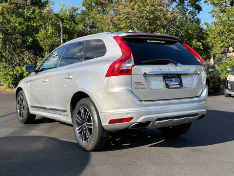 2017 Volvo XC60 T5 Dynamic