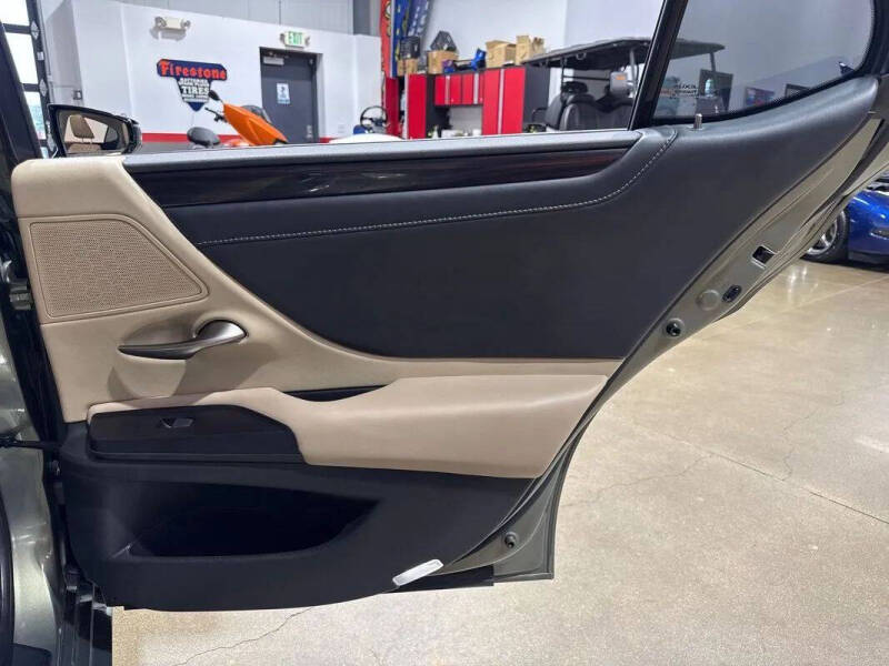 2020 Lexus ES 350