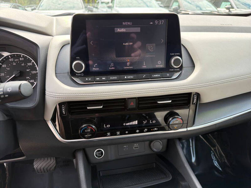 2021 Nissan Rogue SV