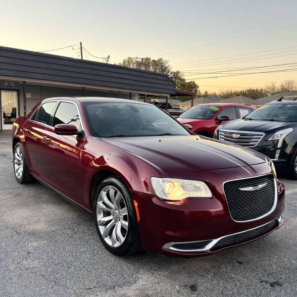 2019 Chrysler 300 Touring