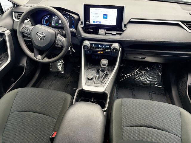 2023 Toyota RAV4 Hybrid LE