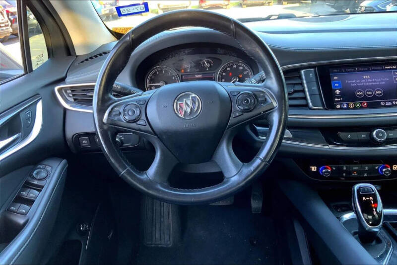 2021 Buick Enclave Essence