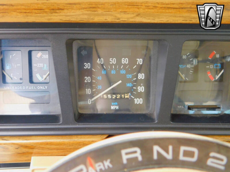 1989 Jeep Grand Wagoneer