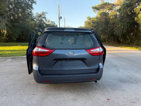 2015 Toyota Sienna L 7-Passenger