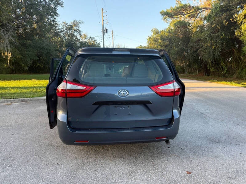 2015 Toyota Sienna L 7-Passenger