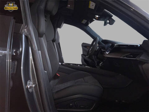 2022 Audi e-tron GT quattro Premium Plus