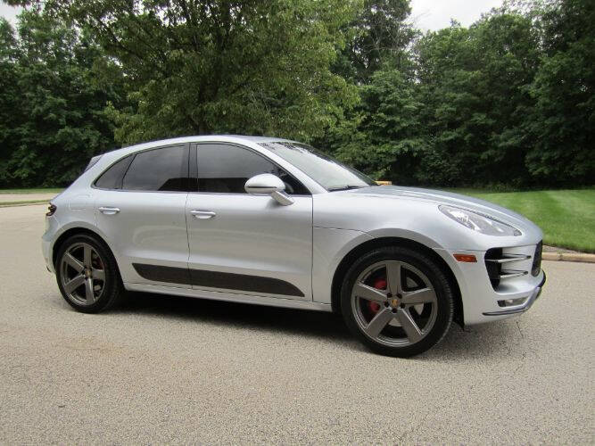 2016 Porsche Macan Turbo