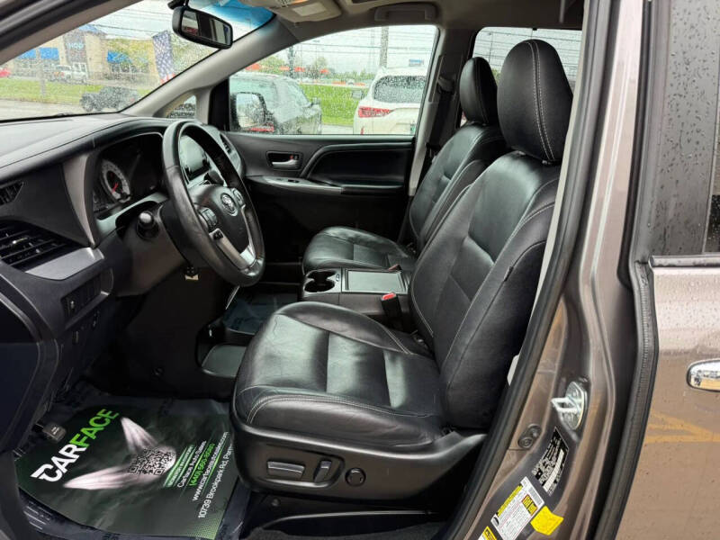 2017 Toyota Sienna