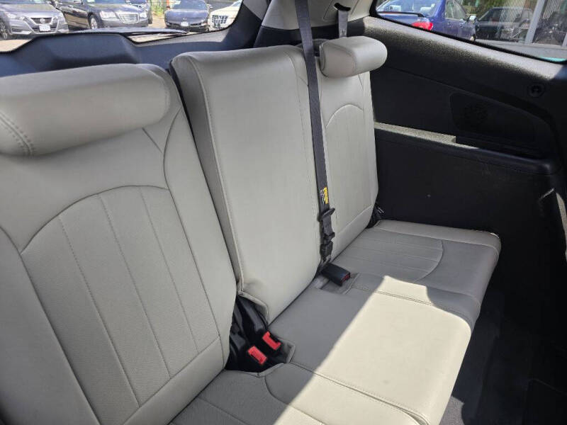 2011 Chevrolet Traverse LTZ