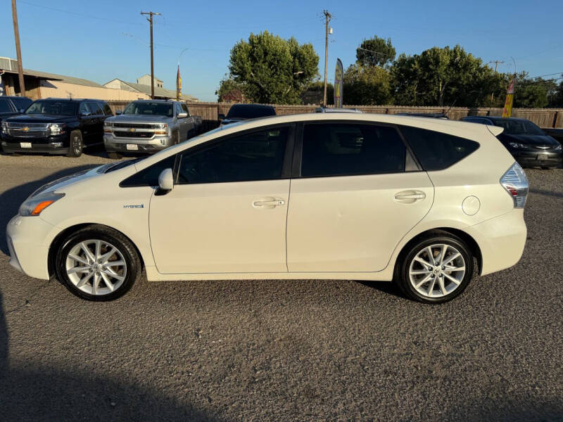 2012 Toyota Prius v
