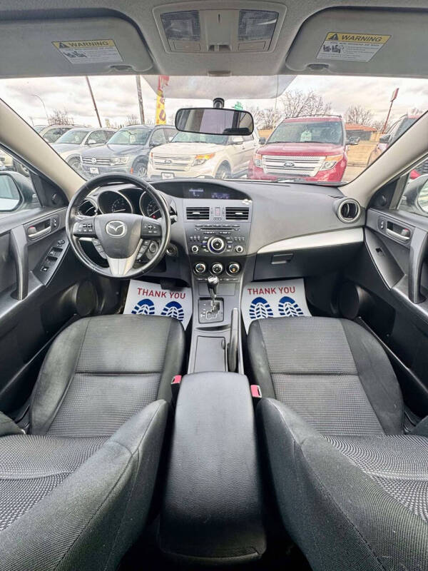 2013 Mazda MAZDA3 i Touring