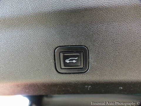 2021 Chevrolet Suburban RST