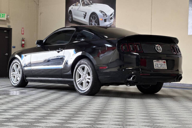 2013 Ford Mustang V6