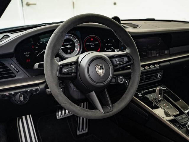 2025 Porsche 911 Turbo