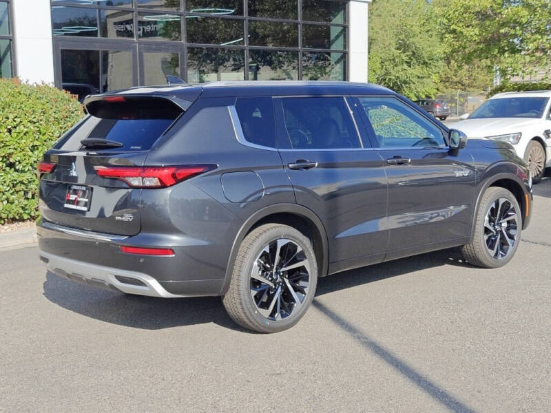 2025 Mitsubishi Outlander PHEV SEL