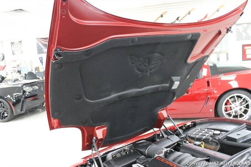 2004 Chevrolet Corvette 46