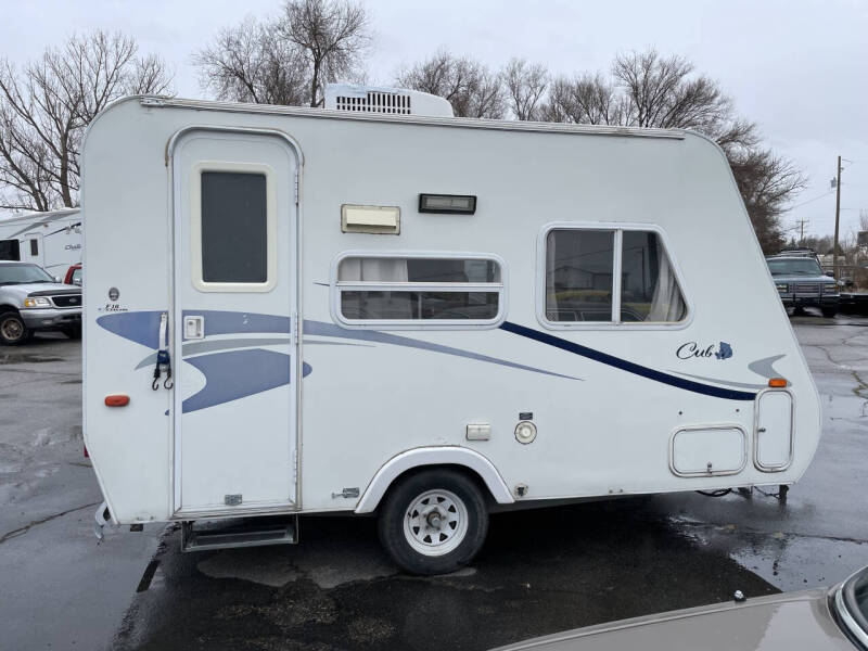 2000 Thor Motor Coach Tt16Cub for sale at AFFORDABLY PRICED CARS LLC in Mountain Home ID