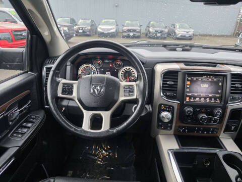 2014 RAM 1500 Laramie