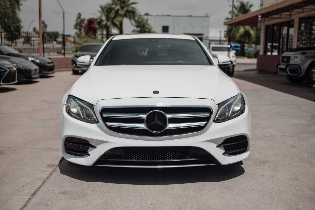 Off white 2017 Mercedes-Benz E-Class E 300 E 300 4dr Sedan 2